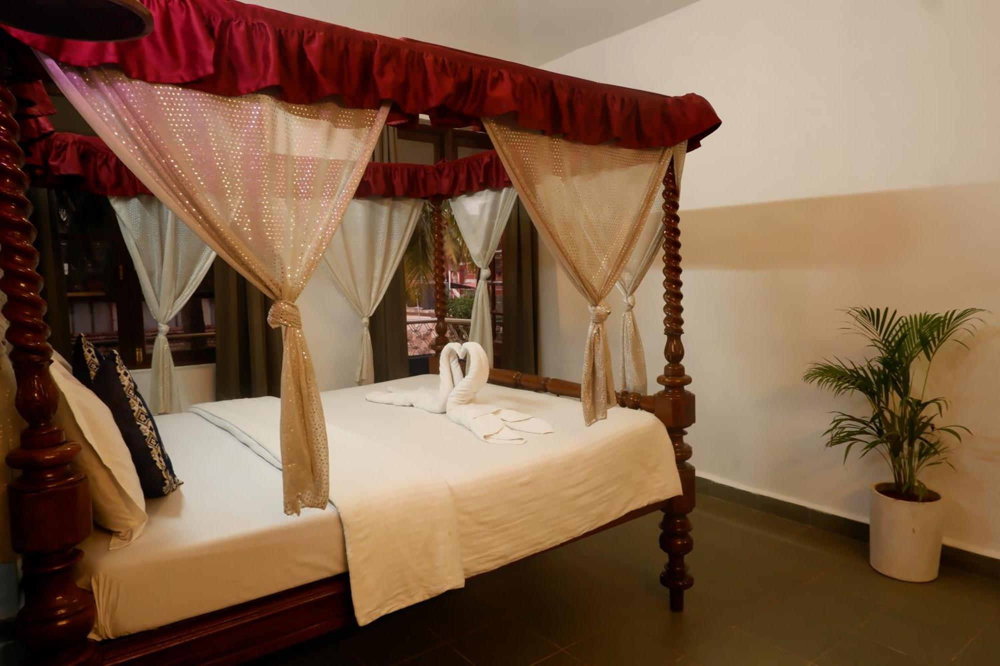 Falcon Resorts By Dia Hotels Калангуте Екстериор снимка