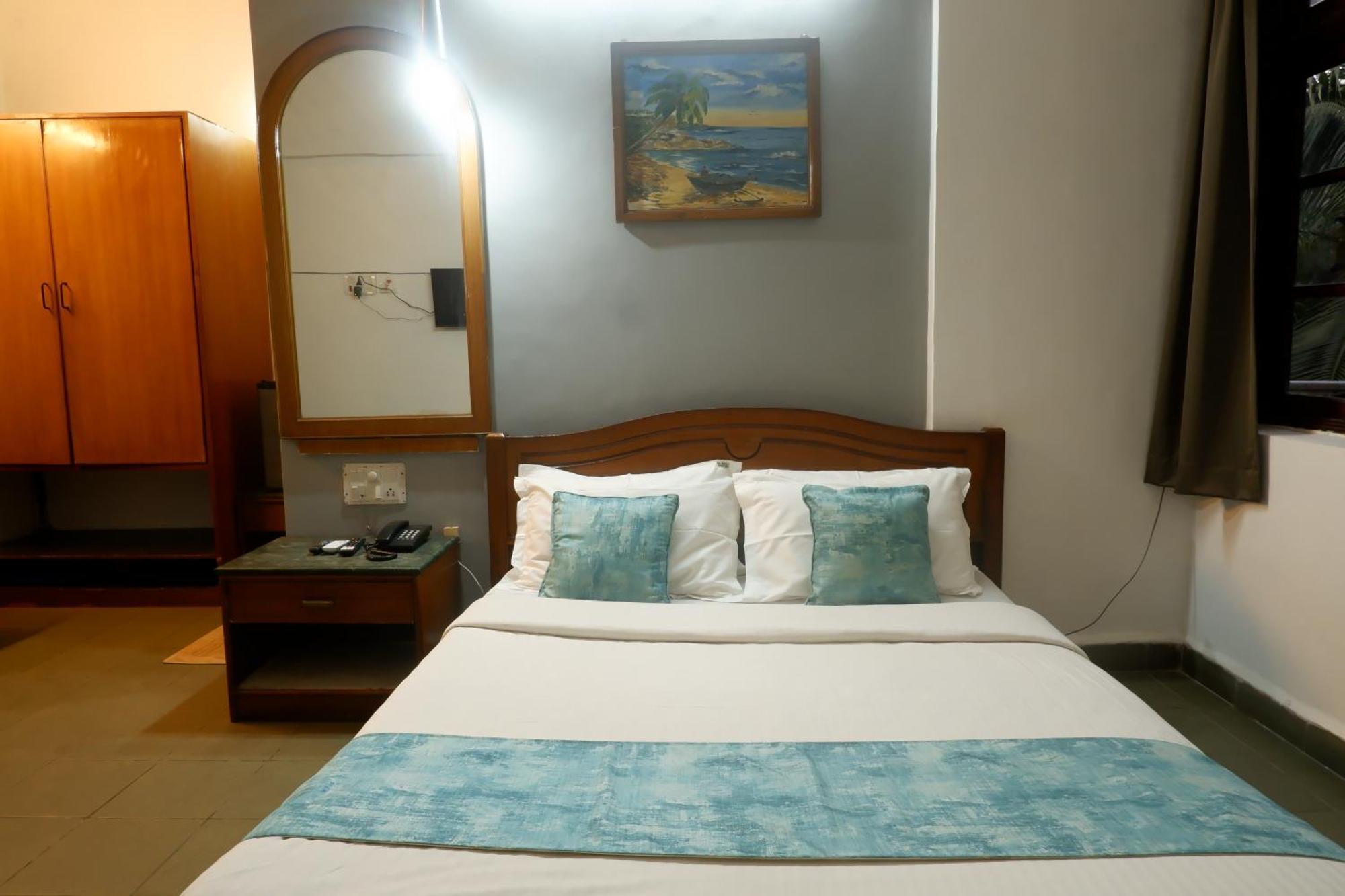Falcon Resorts By Dia Hotels Калангуте Стая снимка